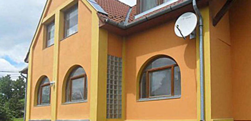 Rezi, nhà 146 m2, lô 886 m2 – Rezi, 146 m2 ház, 886 m2 telek