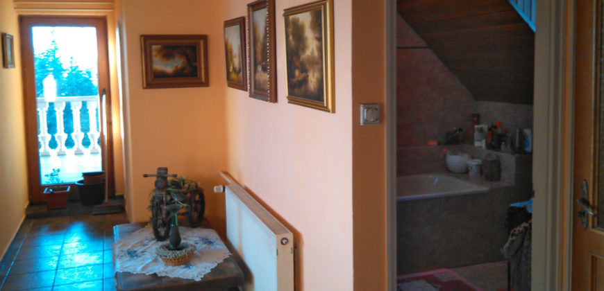 Rezi, nhà 146 m2, lô 886 m2 – Rezi, 146 m2 ház, 886 m2 telek