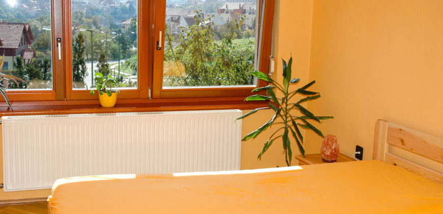 Veszprém, nhà 150 m2, lô 50 m2 – Veszprém, 150 m2 ház, 50 m2 telek