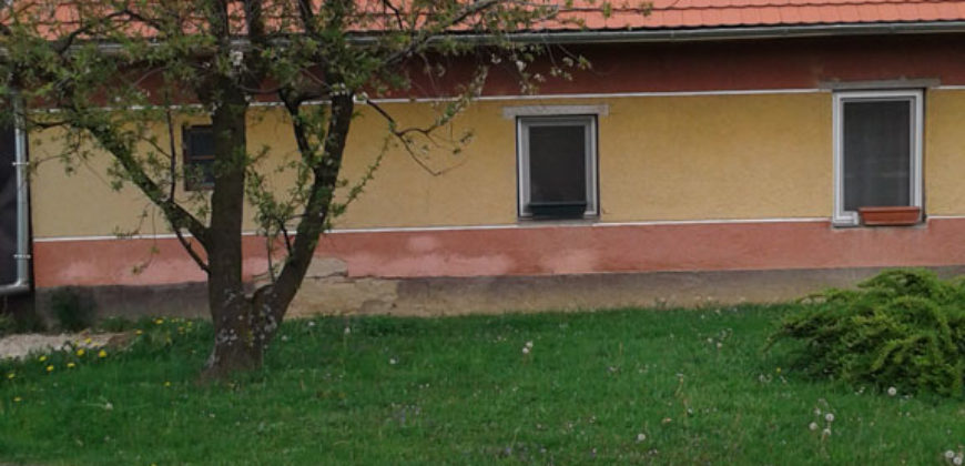 Marcali, nhà 96 m2, lô 4049 m2 – Marcali, 96 m2 ház, 4049 m2 telek