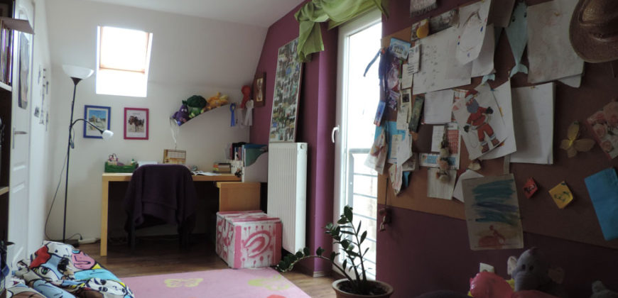 Balatonalmádi, nhà 200 m2, lô 814 m2 – Balatonalmádi, 200 m2 ház, 814 m2 telek