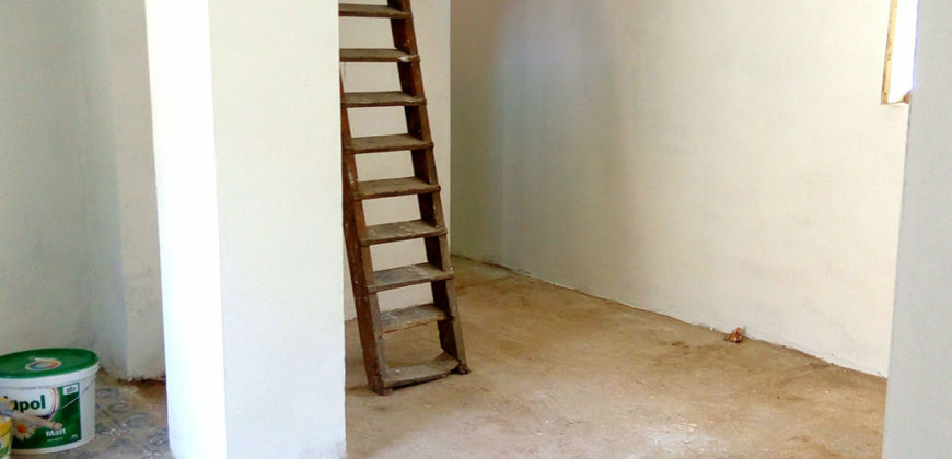 Giếng lạnh, nhà 78 m2, lô 1890 m2 – Hidegkút, 78 m2 ház, 1890 m2 telek