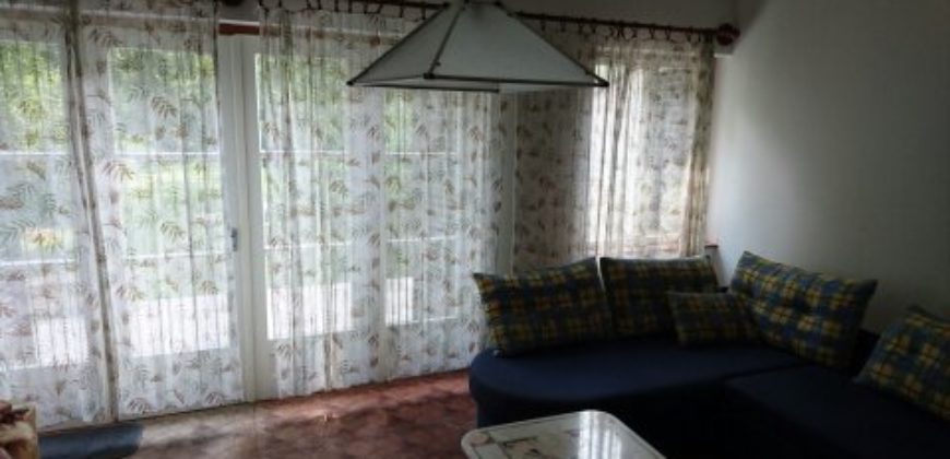 Zamárdi, nhà 90 m2, lô 522 m2 – Zamárdi, 90 m2 ház, 522 m2 telek
