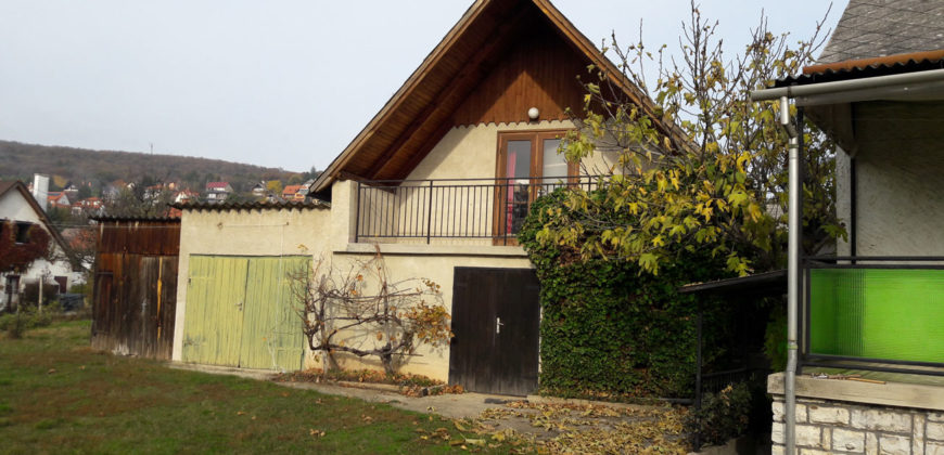 Csopak, nhà 80 + 30 m2, lô 1578 m2 – Csopak, 80+30 m2 ház, 1578 m2 telek
