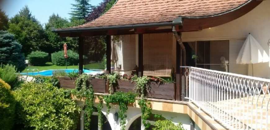Cần bán nhà gia đình ở XXIII. khu vực – Eladó családi ház a XXIII. kerületben