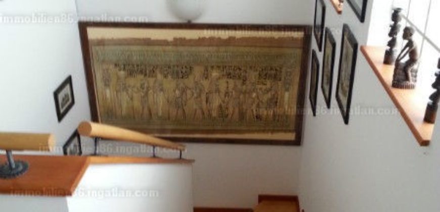 Bán nhà ở trung tâm Rákoskeresztúr vài phút đi bộ – Eladó ház Rákoskeresztúr központjától pár perc sétára