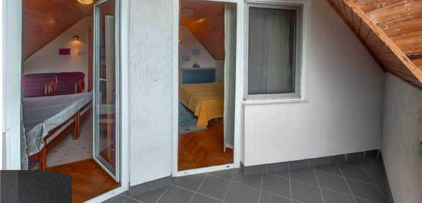 Fonyód, 240 m2 ház, 778 m2 telek