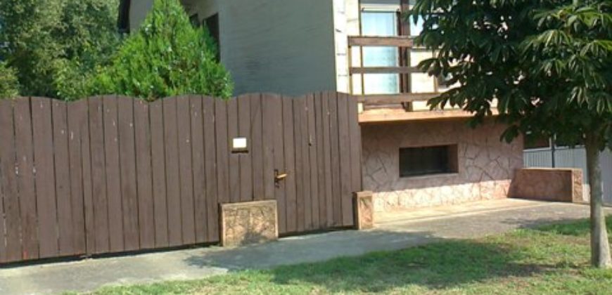 Kakucs, 96 m2 house, 800 m2 telek
