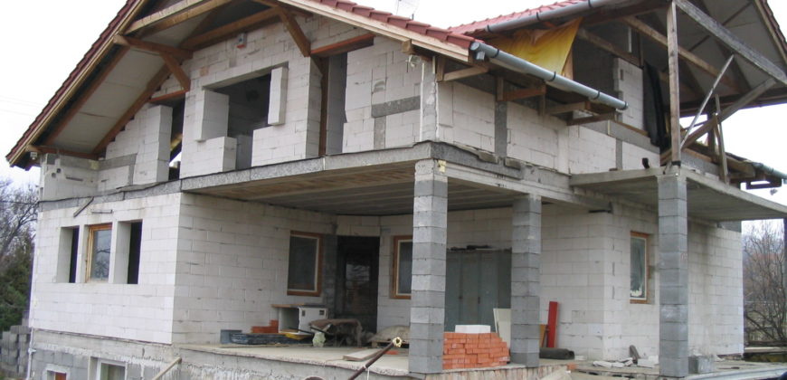 Fót, 380 m2 ház, 750 m2 telek