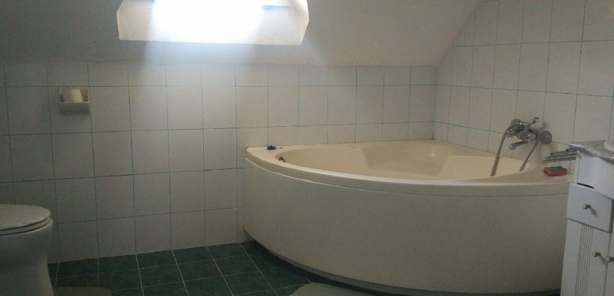 Hajdúszoboszló, 132 m2 ház, 362 m2 telek