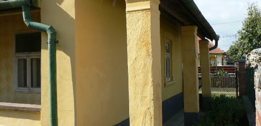 Szentistván, nhà 100 m2, lô 1100 m2 – Szentistván, 100 m2 ház, 1100 m2 telek