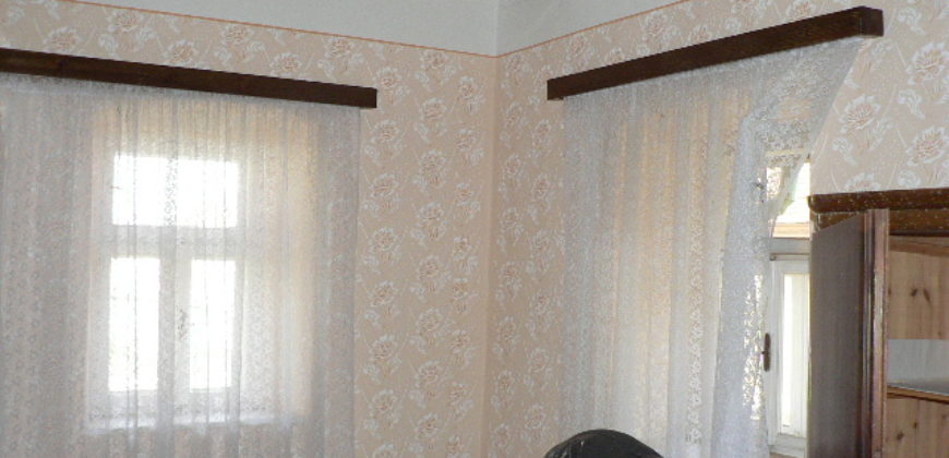 Szentistván, nhà 100 m2, lô 1100 m2 – Szentistván, 100 m2 ház, 1100 m2 telek