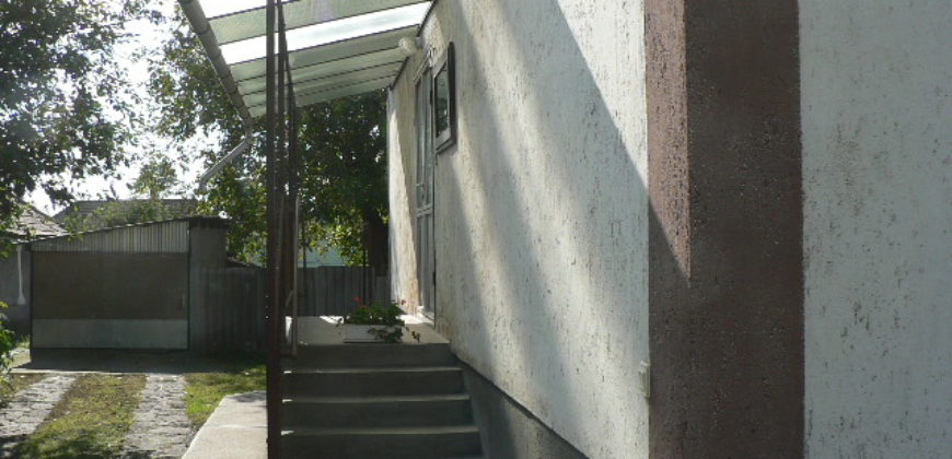 Szentistván, nhà 108 + 25 m2, lô 1100 m2 – Szentistván, 108+25 m2 ház, 1100 m2 telek