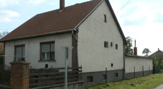Szentistván, nhà 108 + 25 m2, lô 1100 m2 – Szentistván, 108+25 m2 ház, 1100 m2 telek