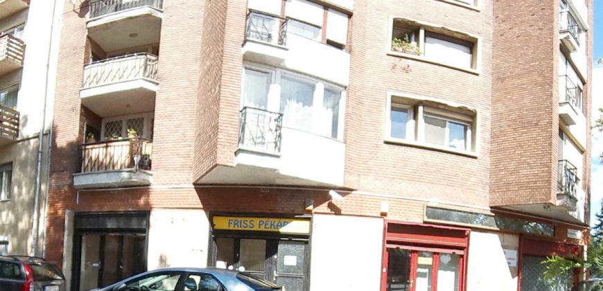 Budapest, III. Quận Szépvölgyi 162 m2 + 70 cửa hàng m2 kho – Budapest, III. kerület Szépvölgyi út 162 m2 üzlet + 70 m2 raktár