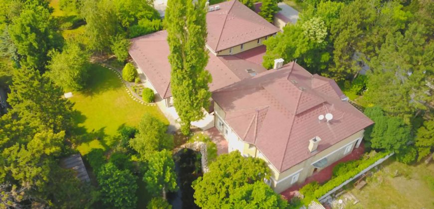 Érd, Nhà 1024 m2, sân vườn 2570 m2 sang trọng nửa sang trọng – Érd, 1024 m2 ház, 2570 m2 kert PAZAR LUXUS FÉLÁRON