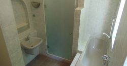 Érd, Nhà 1024 m2, sân vườn 2570 m2 sang trọng nửa sang trọng – Érd, 1024 m2 ház, 2570 m2 kert PAZAR LUXUS FÉLÁRON