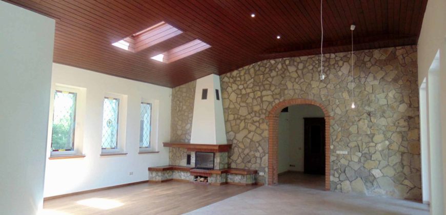 Érd, Nhà 1024 m2, sân vườn 2570 m2 sang trọng nửa sang trọng – Érd, 1024 m2 ház, 2570 m2 kert PAZAR LUXUS FÉLÁRON