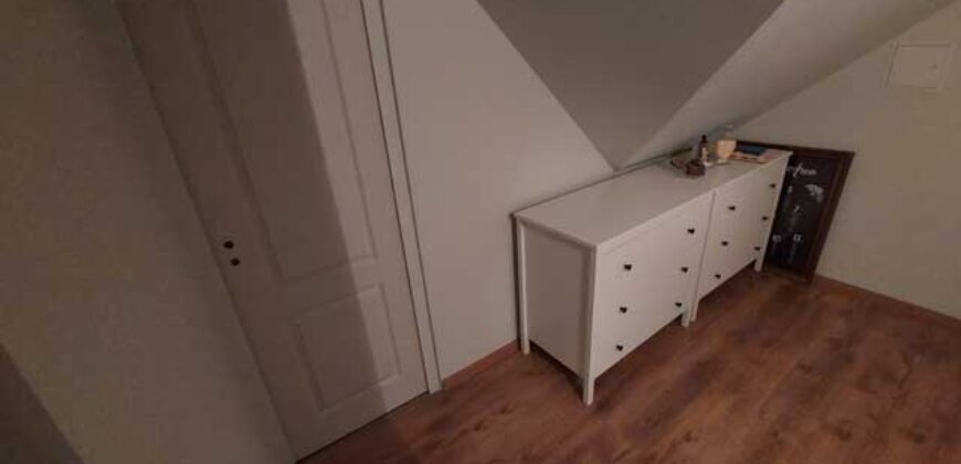 19_kerület Határ út_ Nửa đầu của một ngôi nhà bốn căn hộ được bán ở Wekerlé – 19_kerület Határ út_Wekerlén eladó egy négylakásos hàz első fele _1335